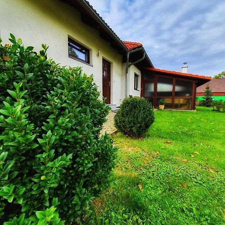 Domek Cisarsky Villa Šluknov Kültér fotó