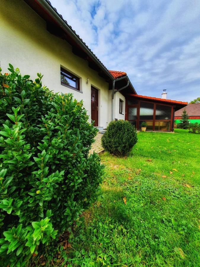 Domek Cisarsky Villa Šluknov Kültér fotó
